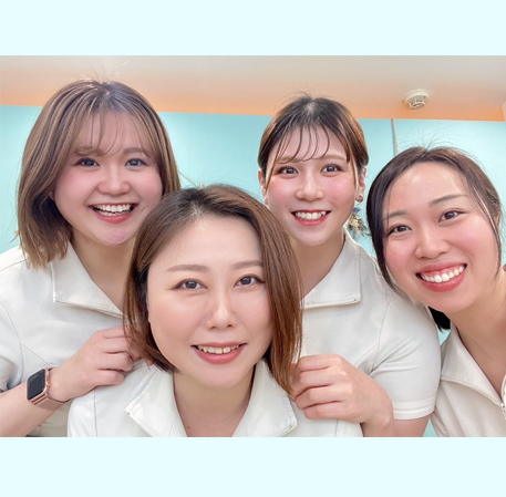 草加店 スタッフ